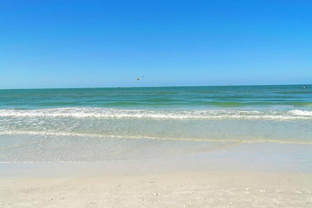 Siesta Cool: Only Minutes Walk To Siesta Beach! Siesta Key Esterno foto